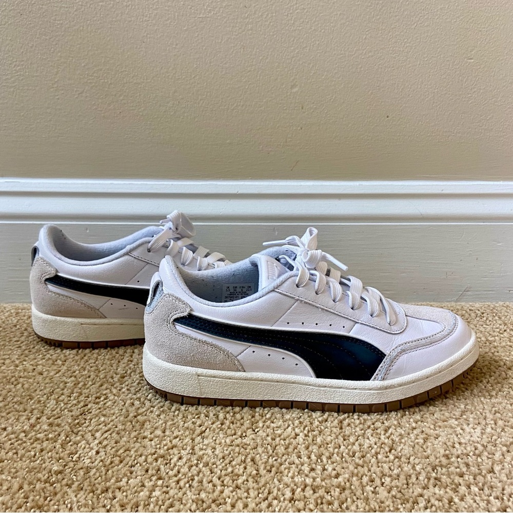Puma Sneakers